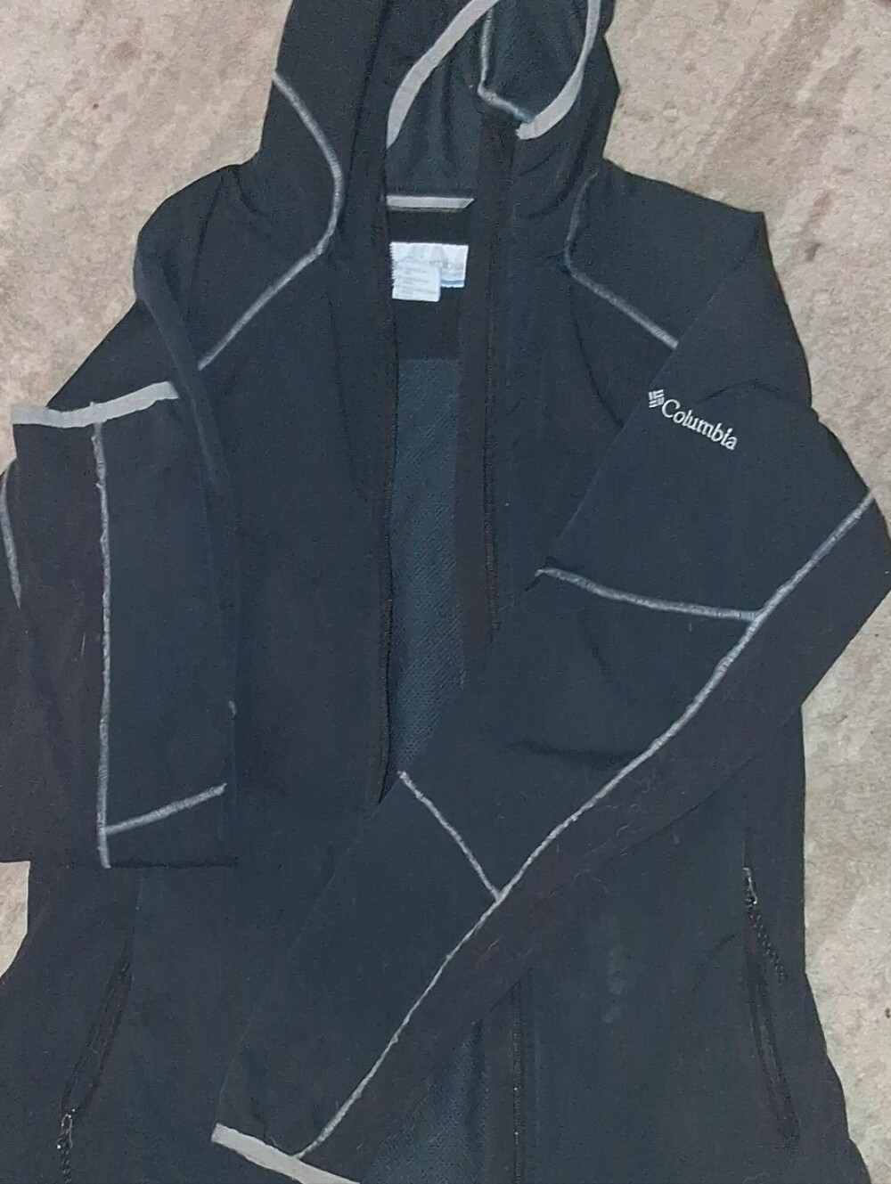Columbia Black Hooded Utility Softshell Jacket with Contrast Piping